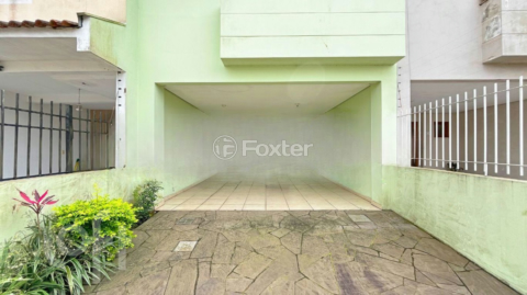 Image 3 - 819920