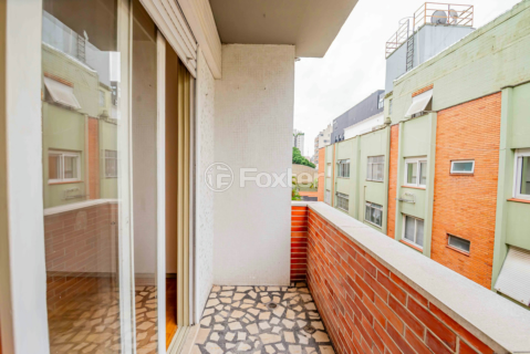 Image 33 - 820485
