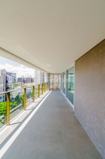 Image 6 - 820686