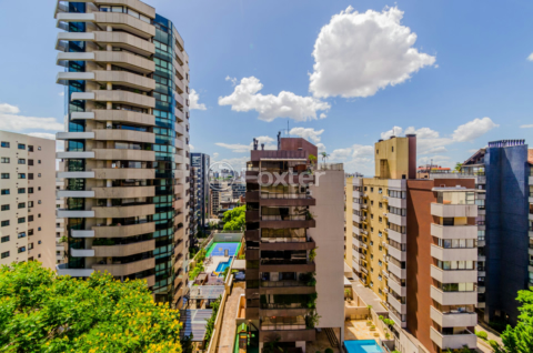 Image 5 - 820686