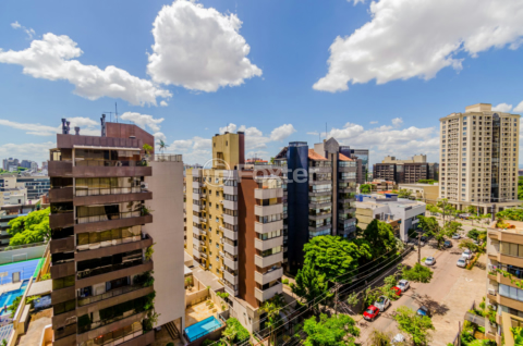 Image 7 - 820686