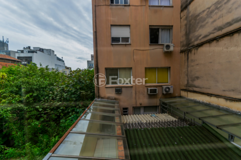 Image 3 - 820805
