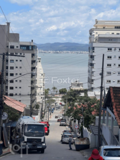 Image 5 - 821092