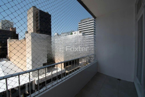 Image 3 - 821392