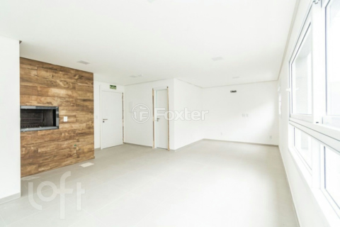 Image 8 - 821413
