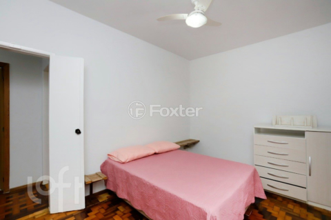 Image 13 - 821420