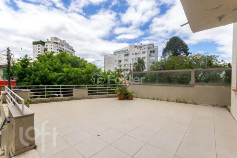 Image 37 - 821750