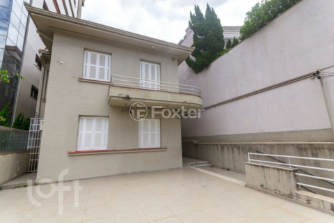 Image 38 - 821750