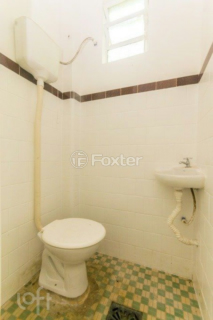 Image 30 - 821750