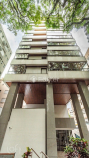 Image 47 - 822377