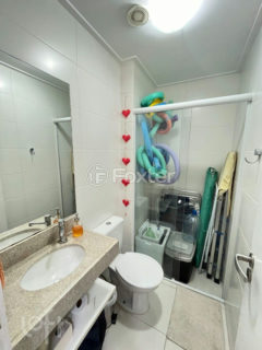 Image 36 - 822725
