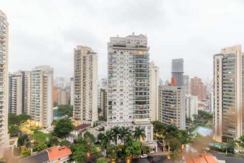 Image 8 - 823134