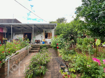 Image 1 - 823266