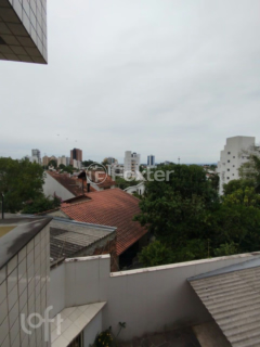Image 18 - 824887
