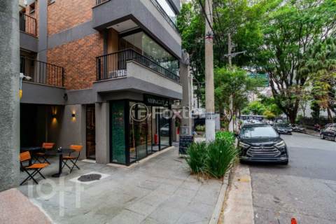 Image 21 - 824964