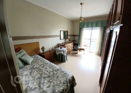 Image 3 - 825155