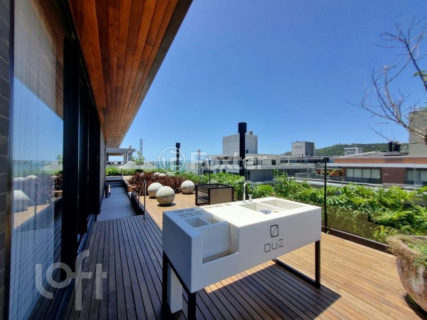 Image 23 - 825267