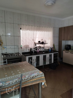 Image 6 - 825583