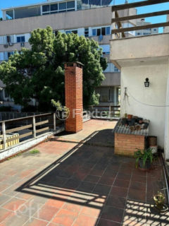 Image 5 - 825589