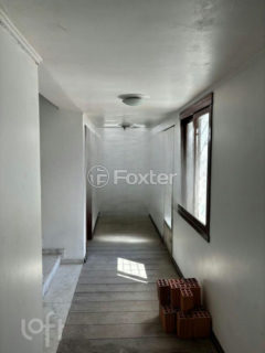 Image 11 - 825589