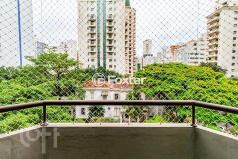 Image 3 - 825800