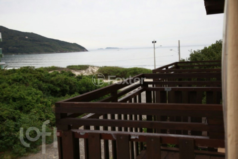 Image 7 - 825858