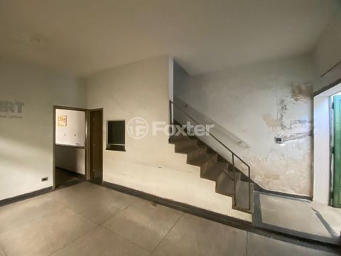 Image 30 - 825876