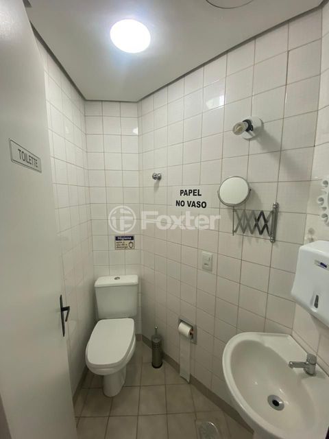 Image 7 - 825877