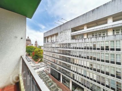 Image 3 - 825916