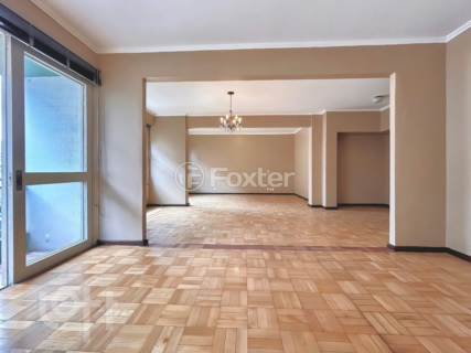 Image 7 - 825916