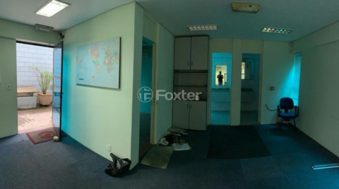Image 33 - 825917