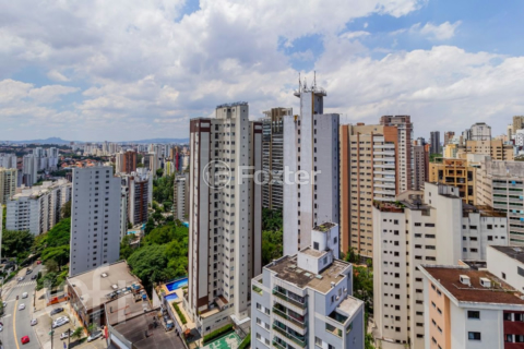 Image 9 - 826097
