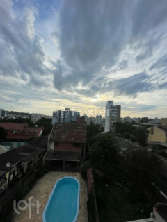 Image 11 - 826189