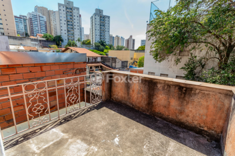 Image 17 - 826277