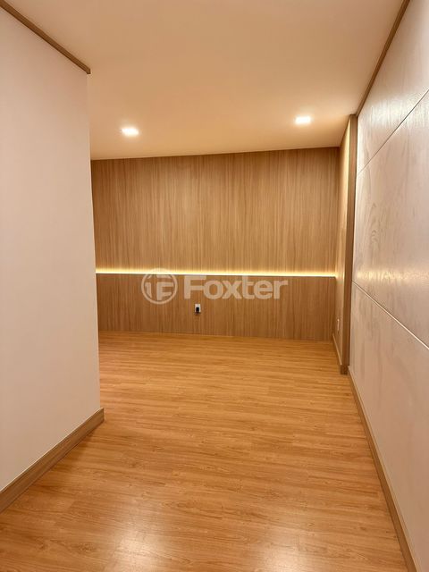 Image 63 - 826430