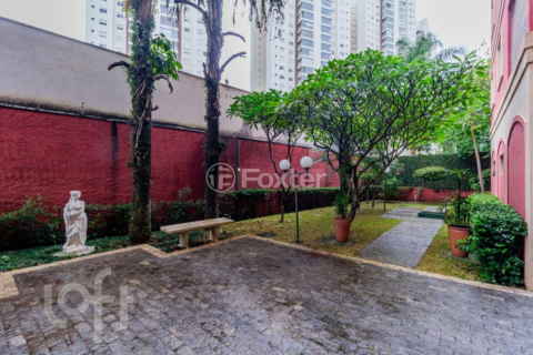 Image 35 - 826464