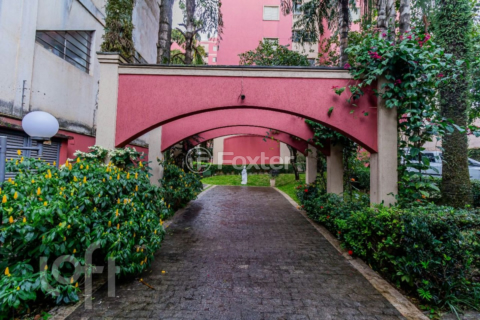 Image 31 - 826464