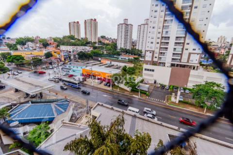 Image 8 - 826464