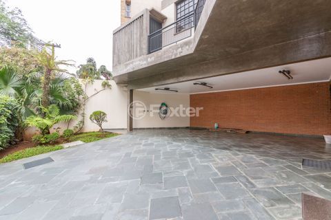 Image 116 - 826623