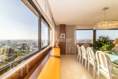 Image 7 - 826677
