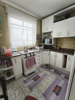 Image 4 - 826749