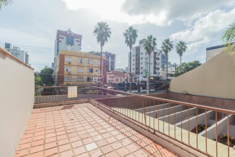 Image 7 - 826866