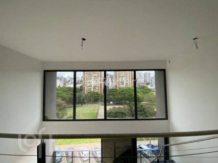 Image 7 - 826876