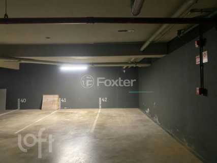 Image 31 - 826910