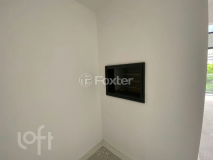 Image 7 - 826910