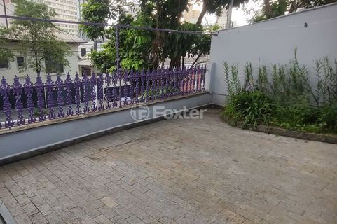 Image 5 - 826957