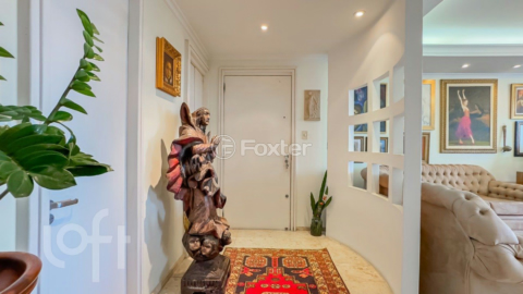 Image 3 - 827372