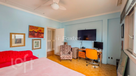Image 35 - 827372