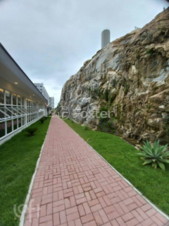 Image 9 - 827461