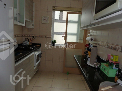 Image 7 - 827576